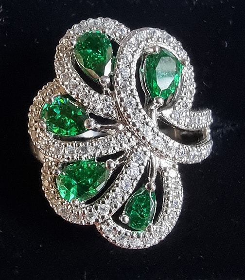 Product image 1 of 8