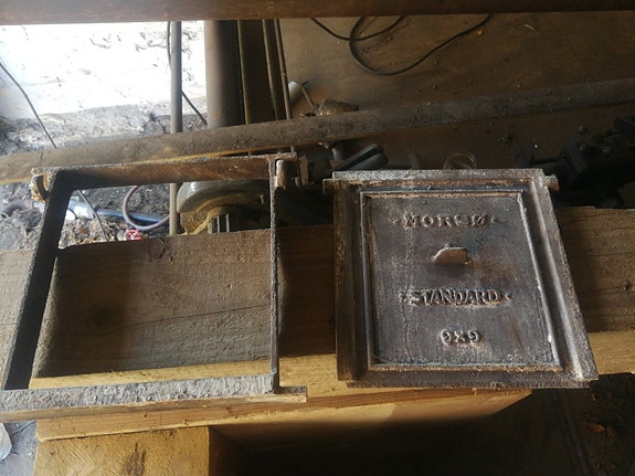 Product image 1 of 2