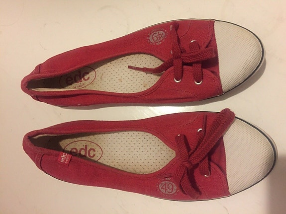 Product image 1 of 4