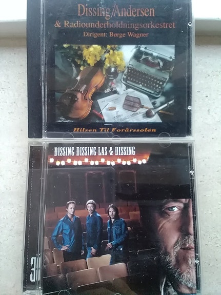 Product image 1 of 2