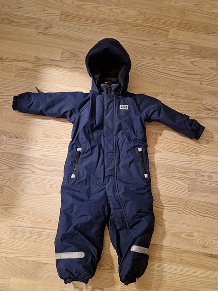 Product image 1 of 2