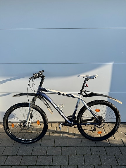 Product image 1 of 8