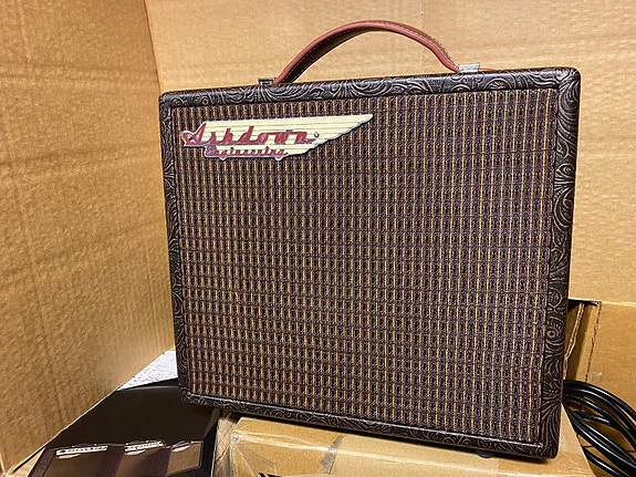 Product image 1 of 5