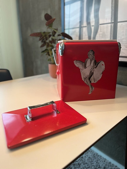 Product image 8 of 8