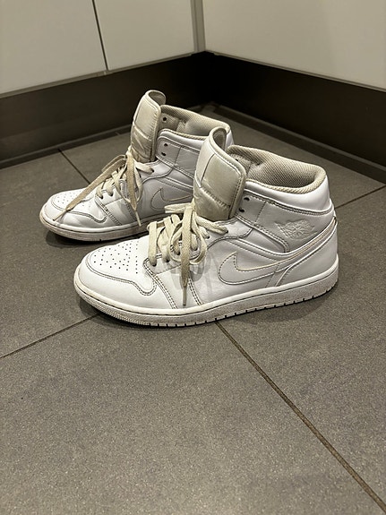 Product image 1 of 8