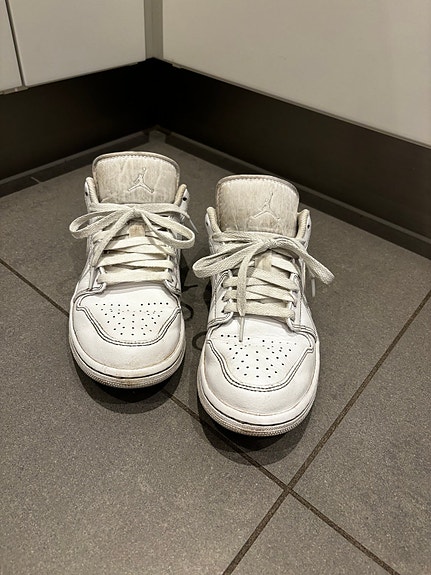 Product image 1 of 6