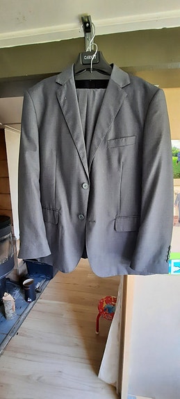 Product image 1 of 2