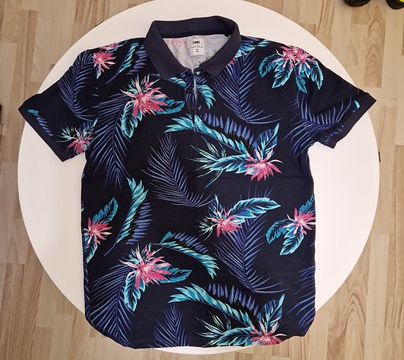 Product image 1 of 4