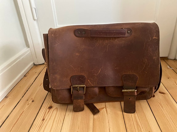 Product image 1 of 4