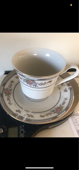 Product image 1 of 4