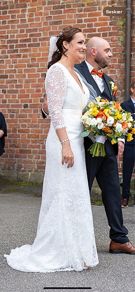 Product image 1 of 8