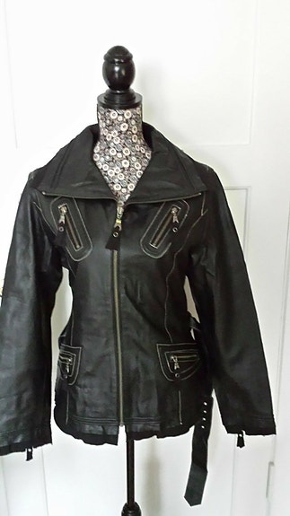 Product image 1 of 7