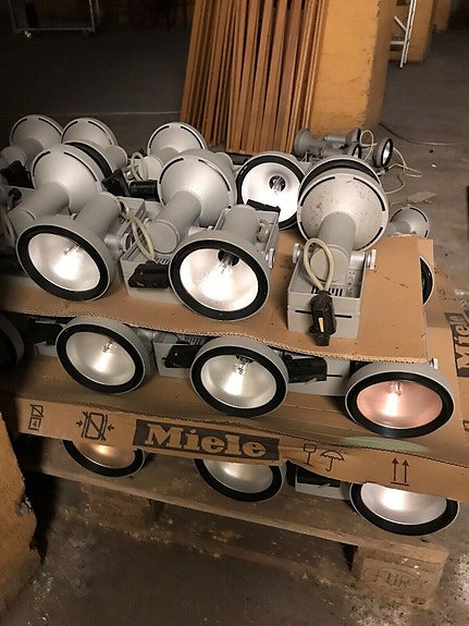 Product image 1 of 7