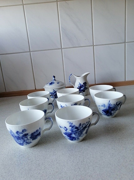 Product image 1 of 8