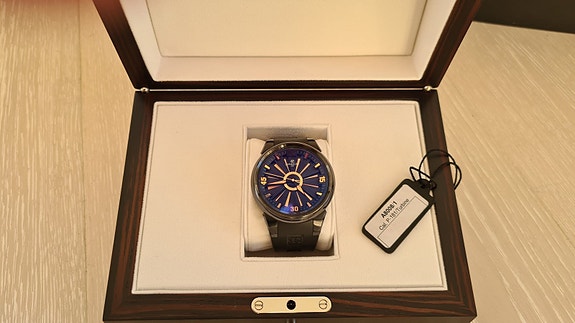 Product image 7 of 8