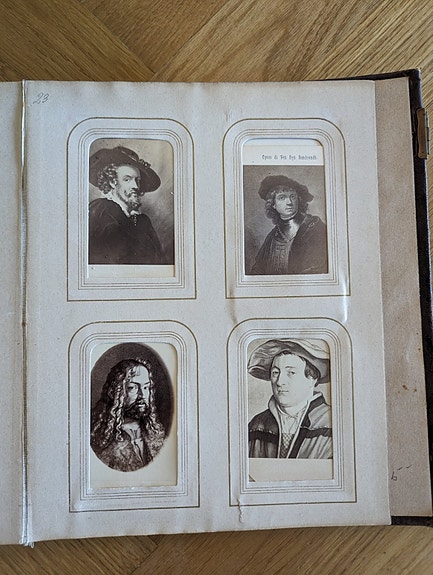 Product image 1 of 7