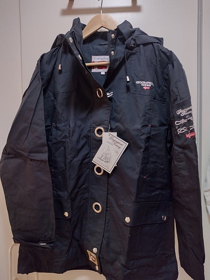 Product image 1 of 6