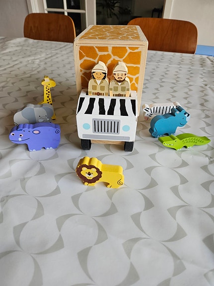 Product image 1 of 4