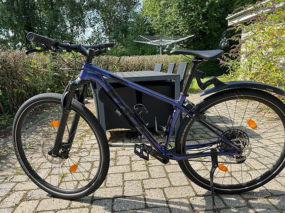 Product image 1 of 5