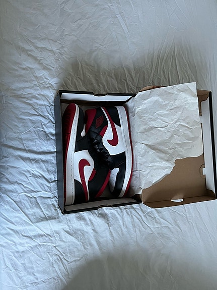 Product image 1 of 4