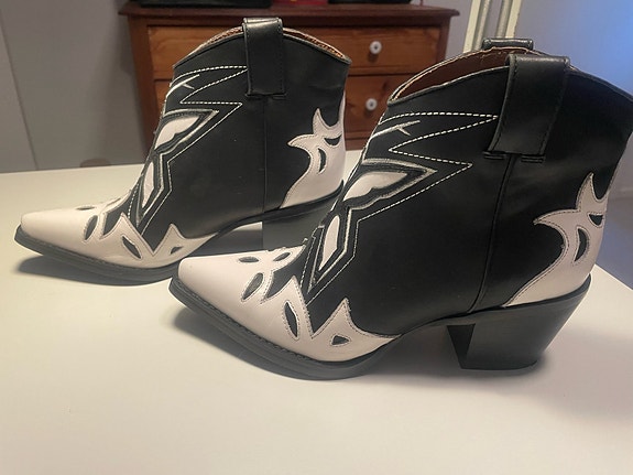 Product image 1 of 7