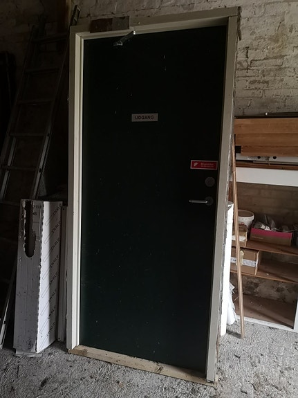 Product image 1 of 5