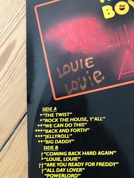 Product image 3 of 3