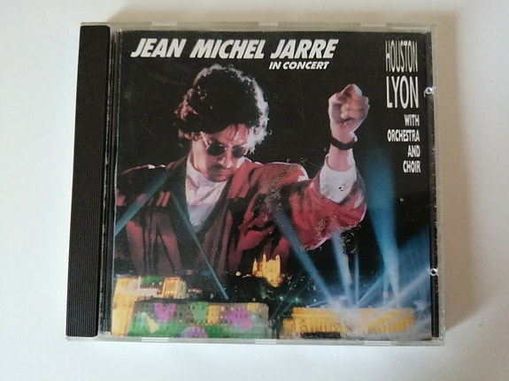 Product image 1 of 3