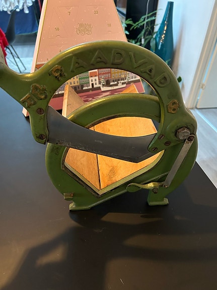 Product image 1 of 4