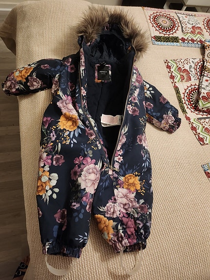 Product image 1 of 5