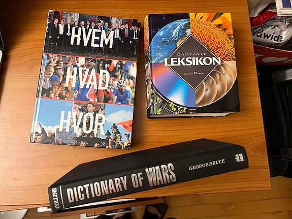 Product image 1 of 2