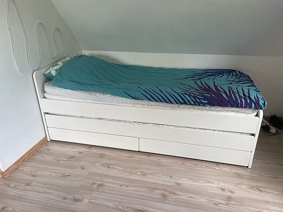 Product image 1 of 8