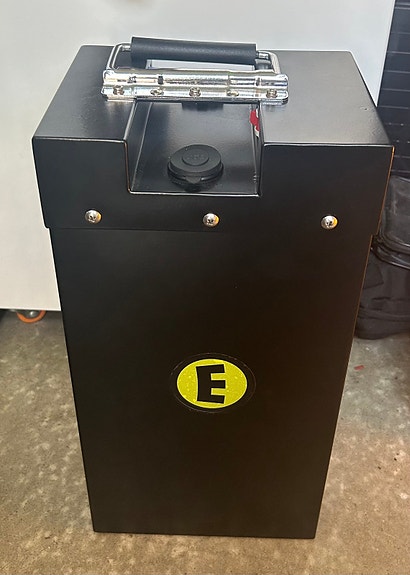 Product image 1 of 3