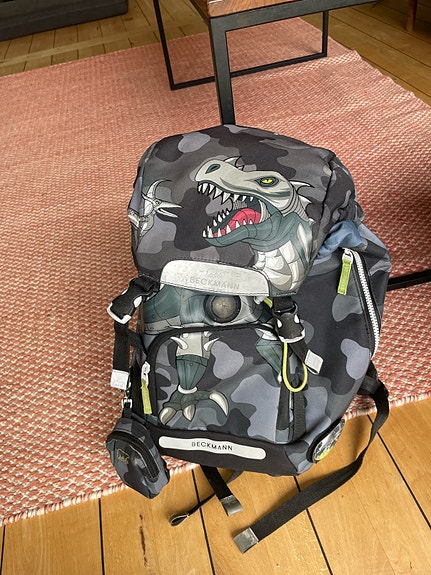 Product image 1 of 8