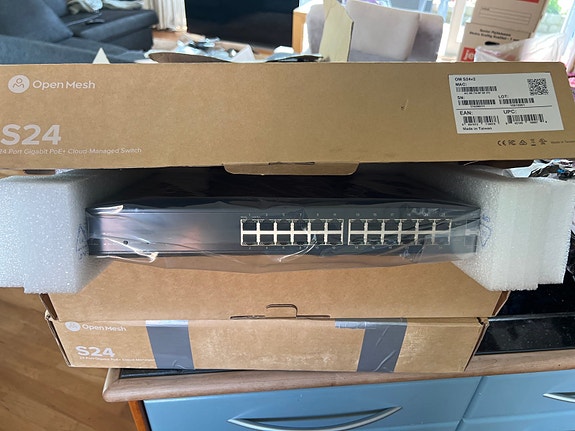 Product image 1 of 3