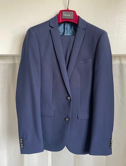 Product image 1 of 2