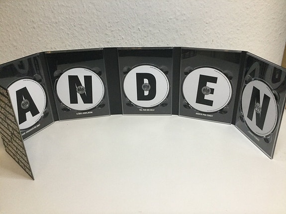 Product image 3 of 3