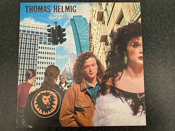 Product image 1 of 2