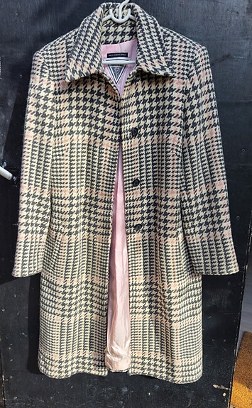 Product image 1 of 7