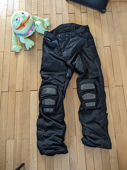 Product image 1 of 3