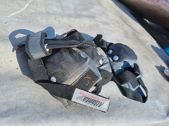 Product image 1 of 4