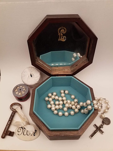 Product image 1 of 2