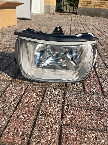 Product image 1 of 8