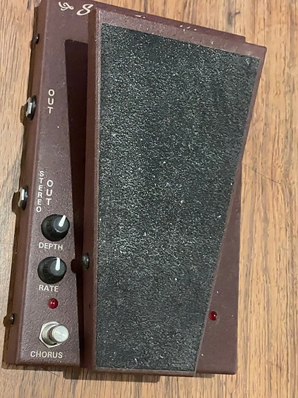 Product image 1 of 2