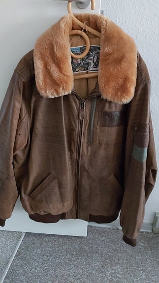 Product image 1 of 10