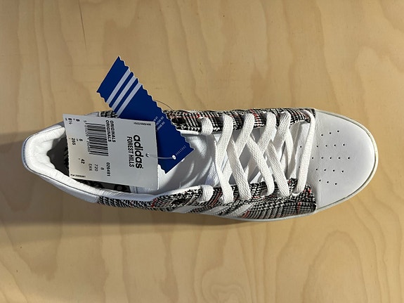 Product image 1 of 8