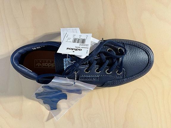 Product image 1 of 8