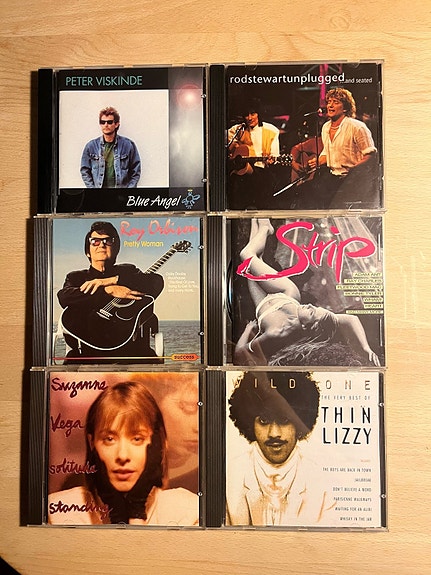 Product image 1 of 2