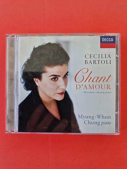 Product image 1 of 2