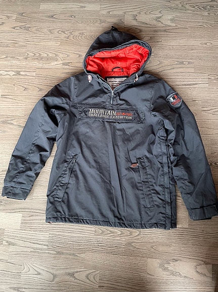 Product image 1 of 4